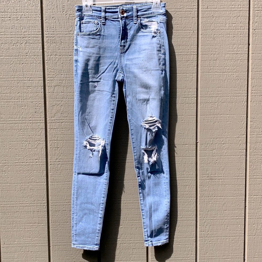 American Eagle Distressed Skinny NEXT LEVEL STRETCH High Rise Jegging